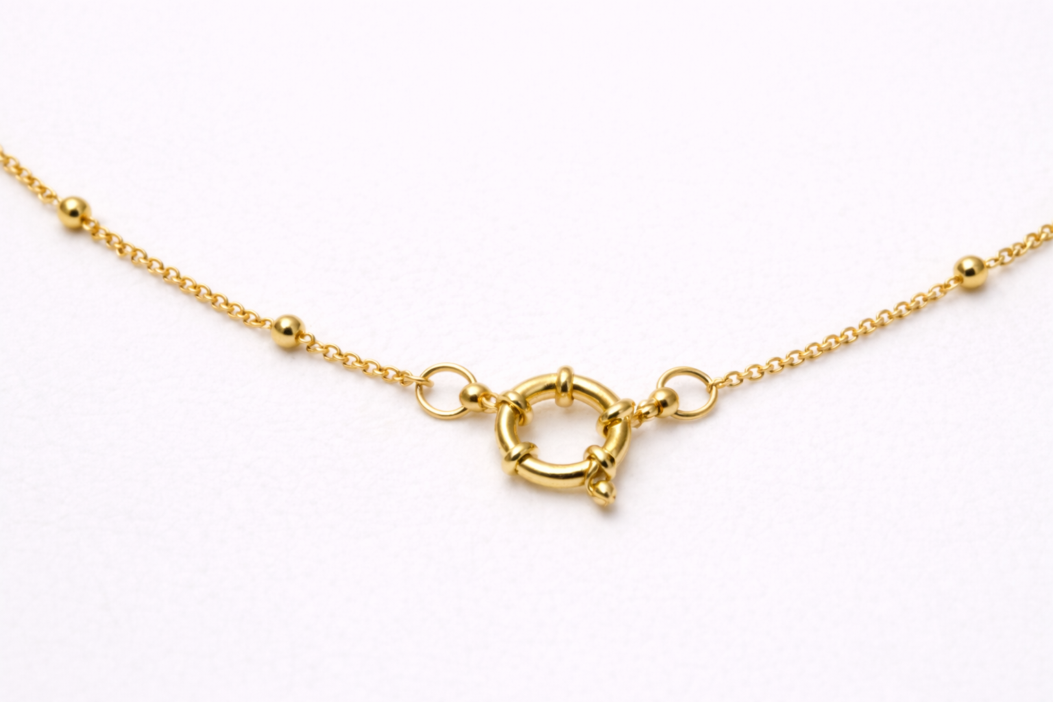 Auzza Core Halo Dot Gold Chain Necklace