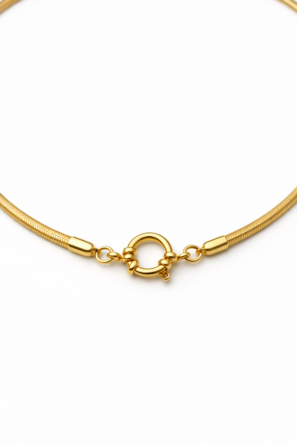 Auzza Core Arc Gold Chain Necklace