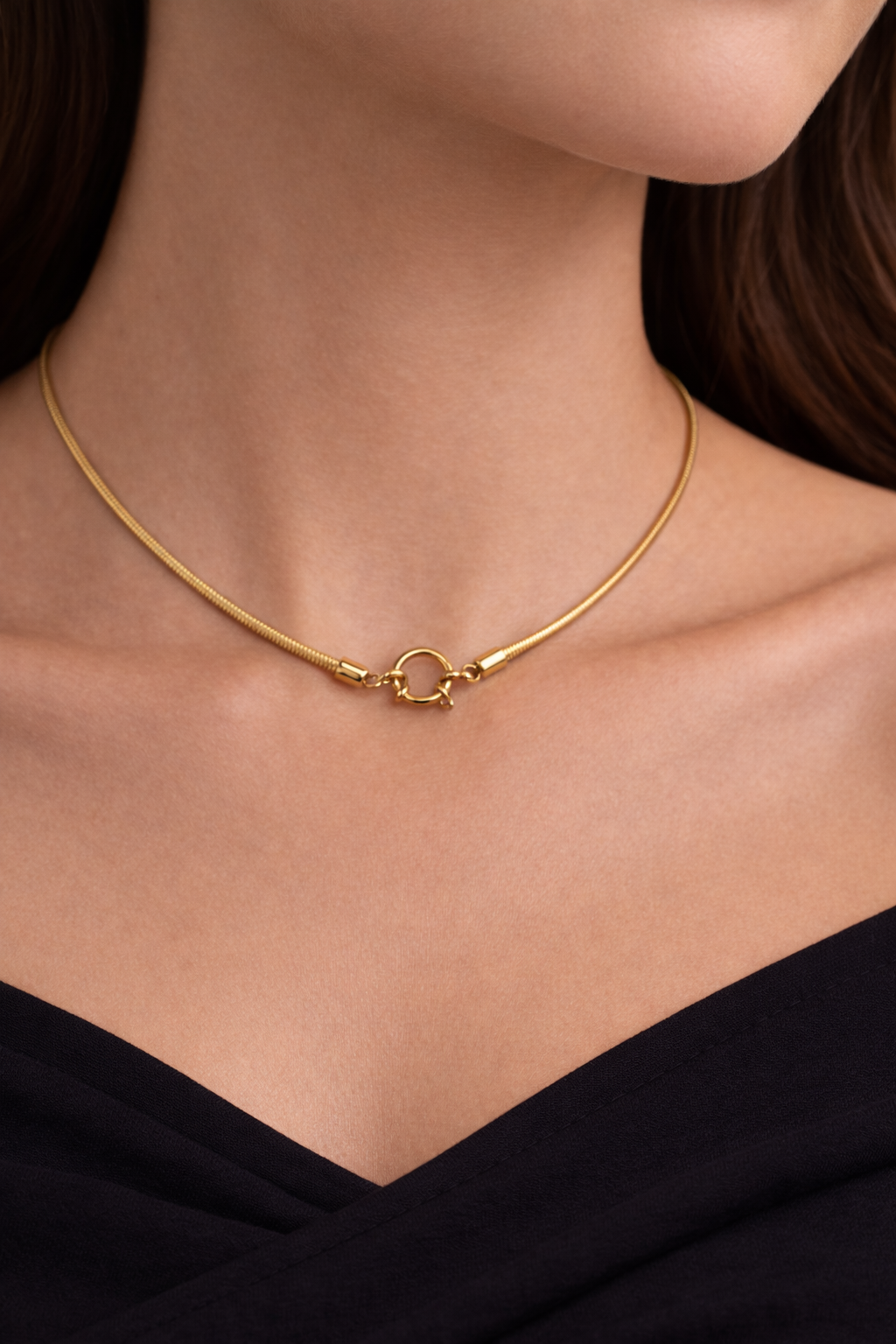 Auzza Core Arc Gold Chain Necklace
